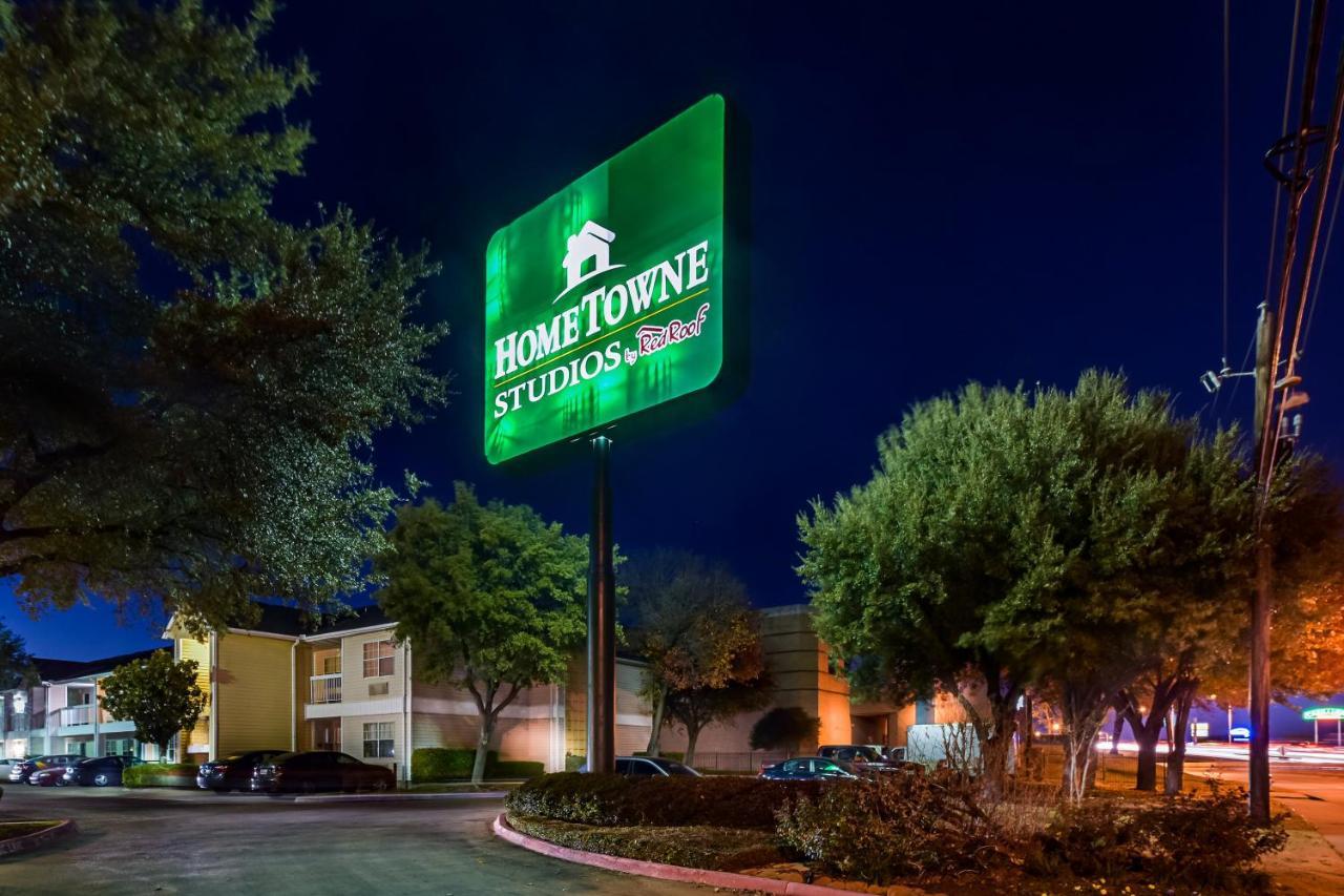 Hometowne Studios By Red Roof Dallas - North Addison - Tollway Bagian luar foto