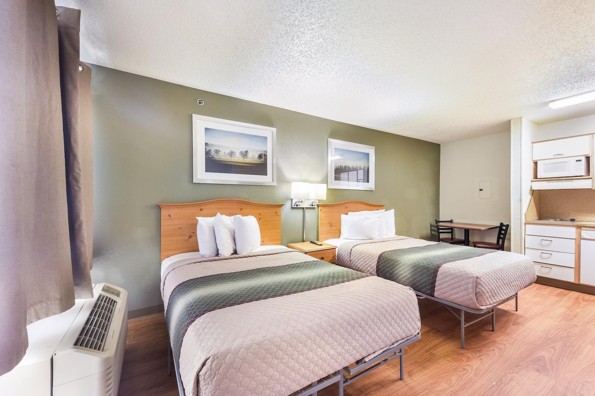 Hometowne Studios By Red Roof Dallas - North Addison - Tollway Bagian luar foto